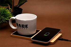 Choosing the Right In-Car Wireless Charger