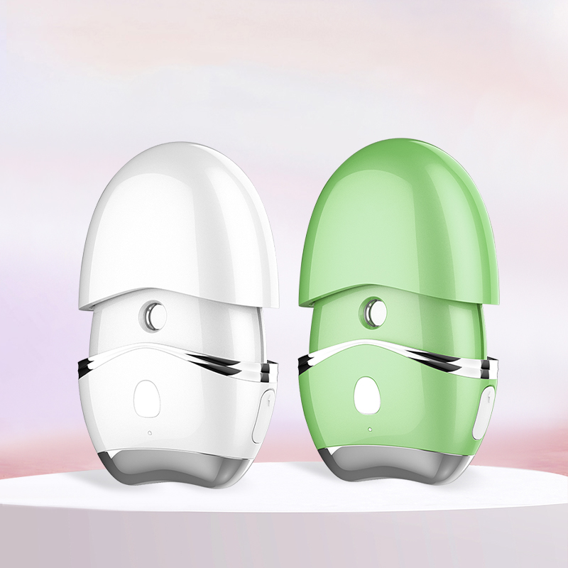 seventh Electric eyelash curler