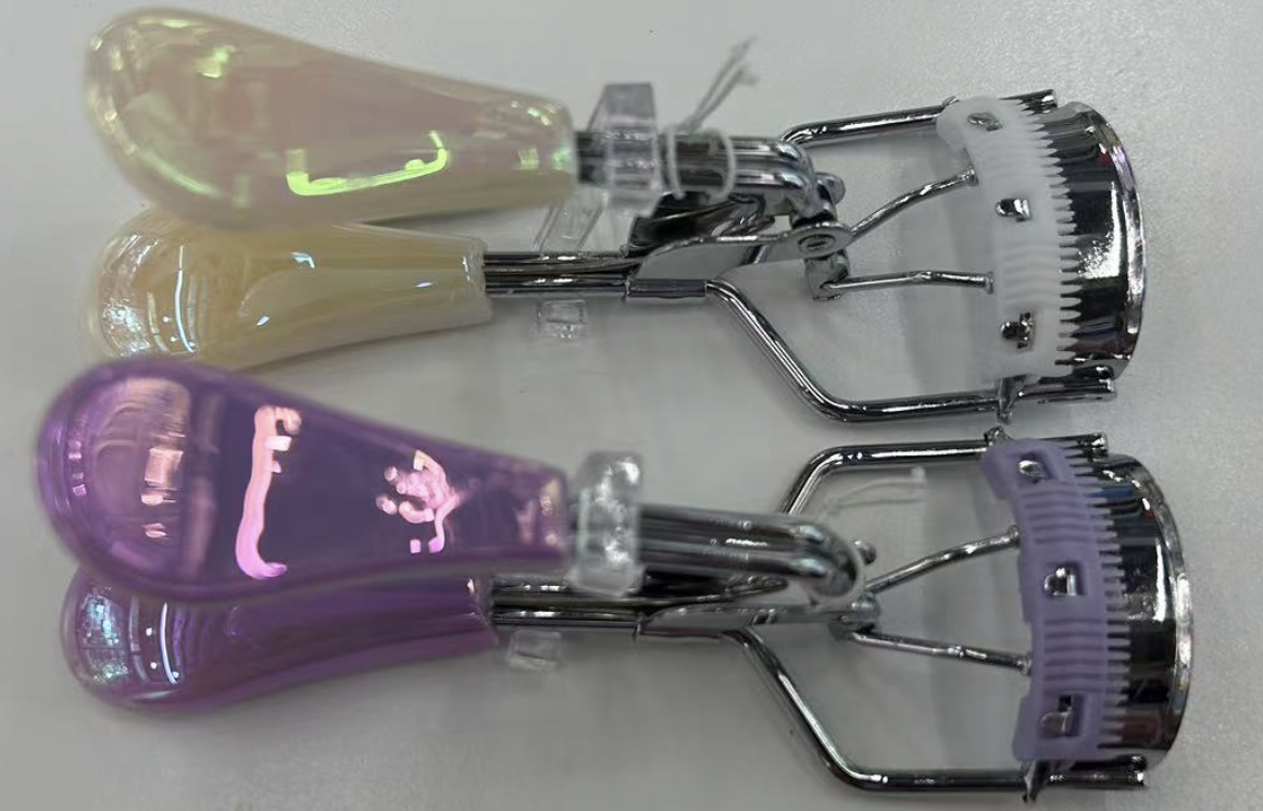 A4 comb style, chrome finish, candy-colored duckbill handle