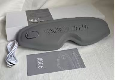 Rhythmic eye massager